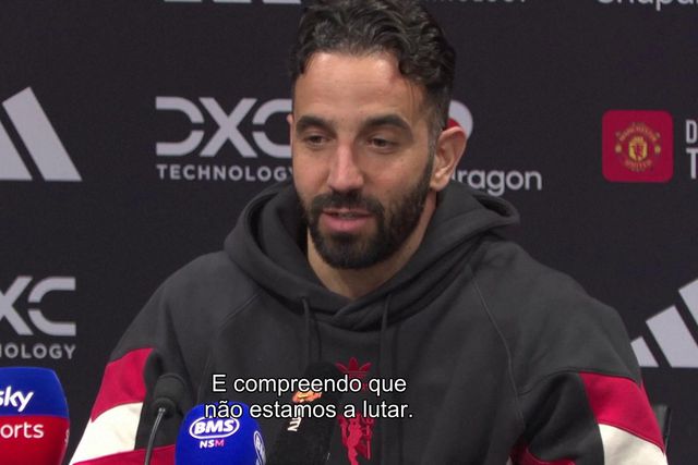 Ruben Amorim responde às críticas de Gary Neville: «Ele é sempre crítico com tudo»