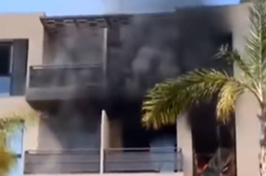 Imagem de vídeo do incêndio que atingiu o hotel de Ronaldo em Marraquexe, Marrocos