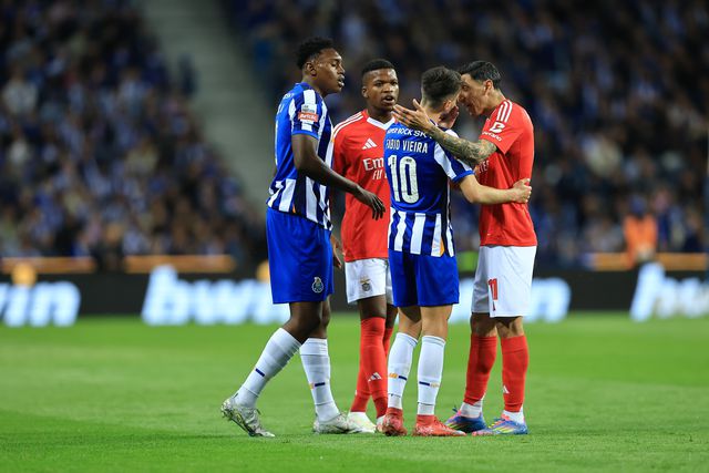 Um mal nunca vem só: FC Porto em zona de Liga Conferência