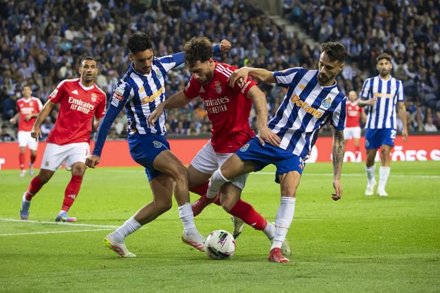Benfica humilhou FC Potro no Dragão