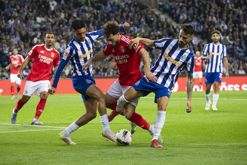 Benfica humilhou FC Potro no Dragão