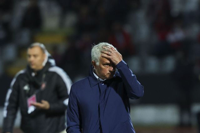 José Mourinho, treinador do Benfica