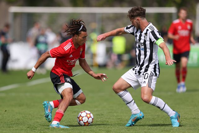 Prometeram muito num dos grandes, mas foi noutro lado que 'explodiram' (fotos)