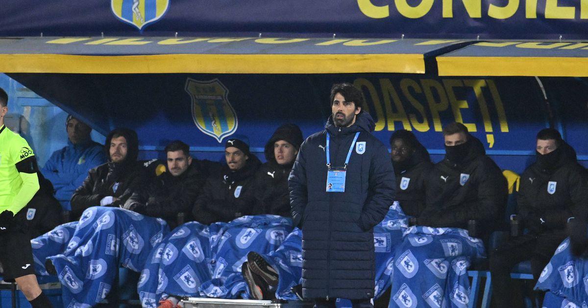 Jogador e treinador portugueses colocam U. Craiova na final da taça