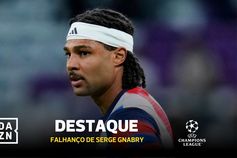 Erro inacreditável de jovem do Real e... falhanço de Gnabry