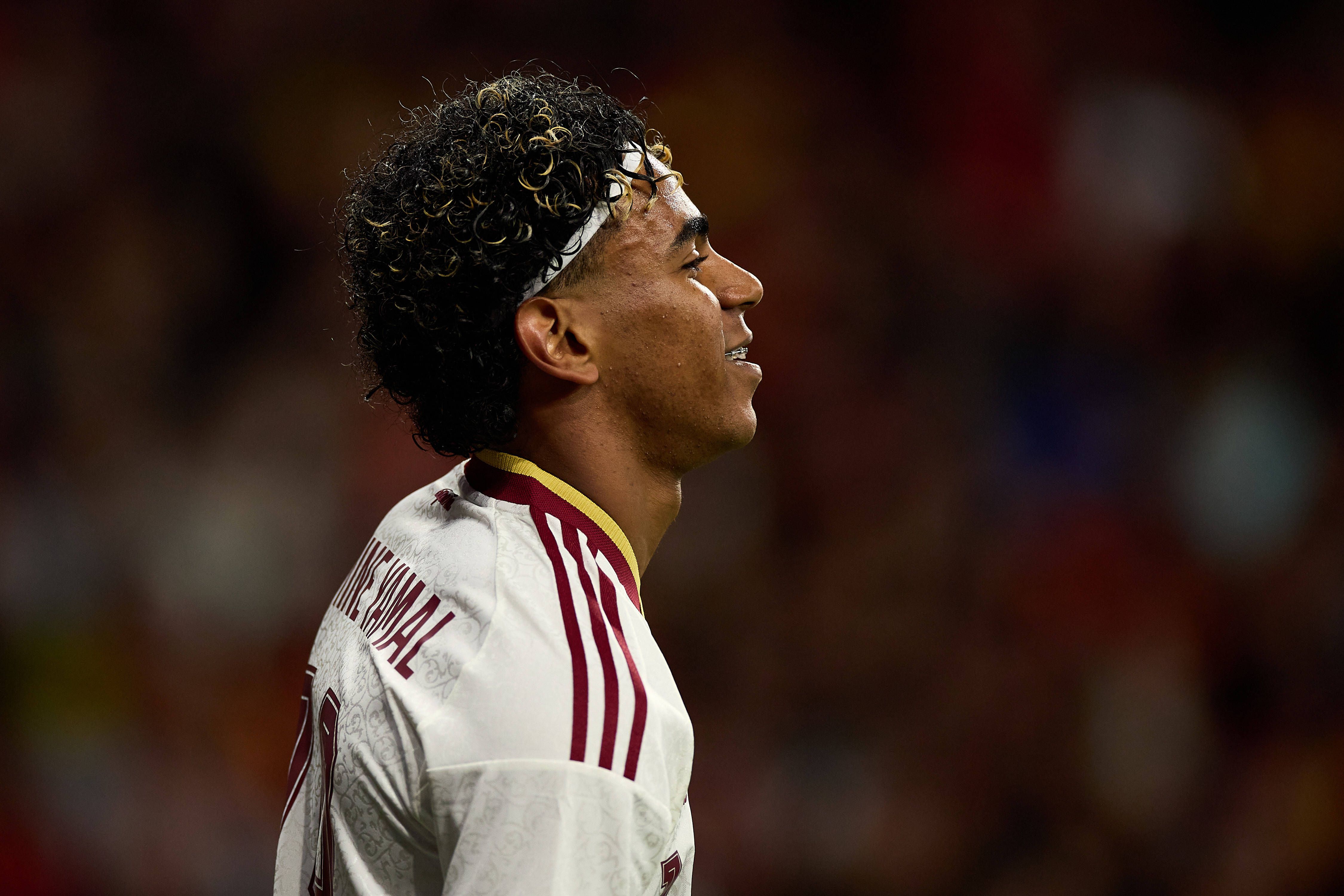 Lamine Yamal foi titular no Espanha-Egito