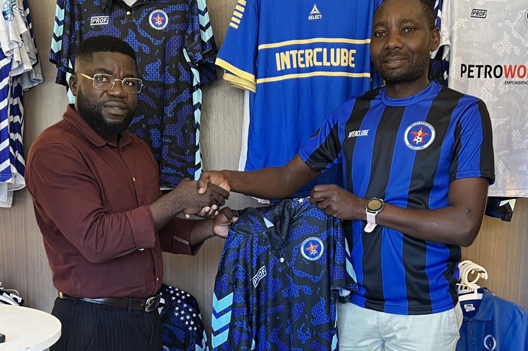 Apresentação de Tiago Batista, a vestir de novo a camisola do Interclube