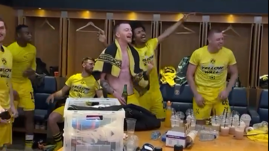 Dortmund festeja a passagem à final da Champions... ao som de Adele