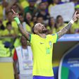 Neymar envia avião de mantimentos para vítimas das cheias no Brasil
