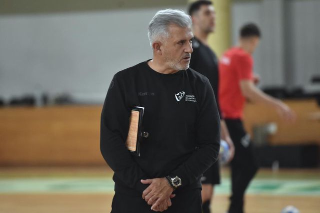 «Se não nos conseguirmos apurar para o Mundial é um autêntico fracasso»