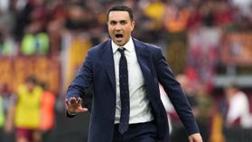 Fiorentina renova com o treinador antes de meia-final europeia