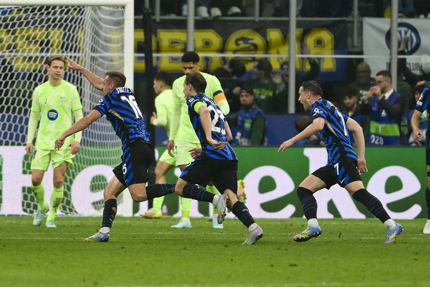 Frattesi a celebrar o golo da vitória do Inter ao Barcelona no prolongamento