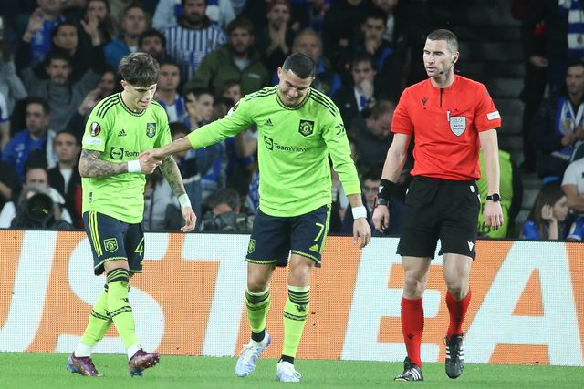 Alejandro Garnacho a jogar com o seu ídolo, Cristiano Ronaldo