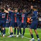 Jogadores do PSG a celebrarem o golo de Hakimi