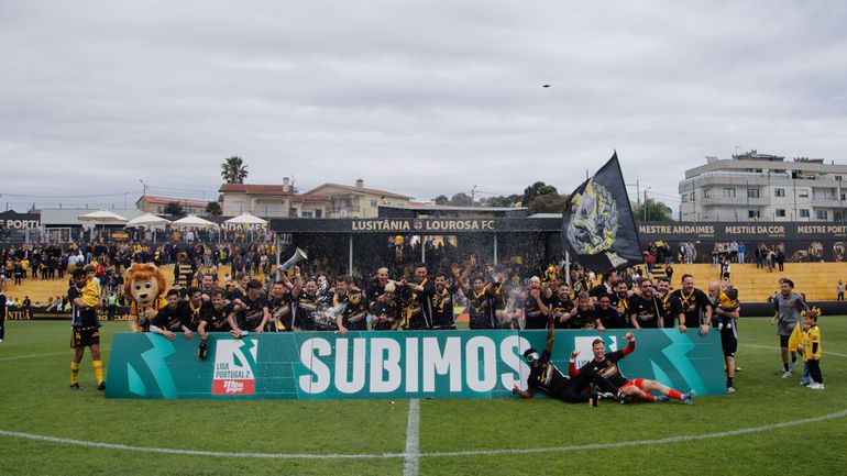 Dos distritais à Liga 2 em oito anos: o despertar do leão de Lourosa