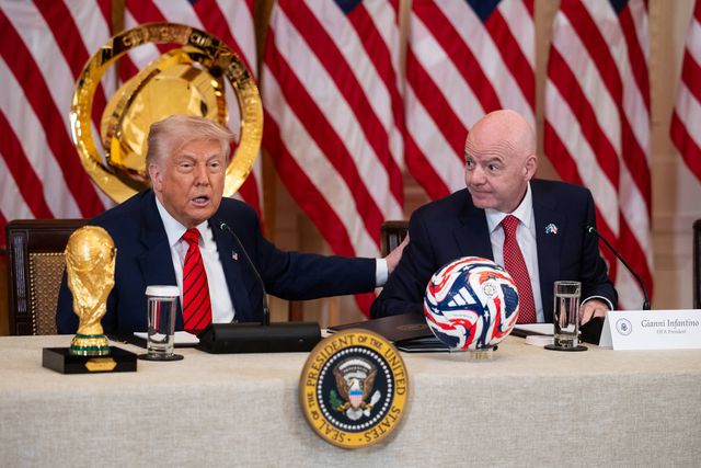 Donald Trump, presidente dos EUA, e Gianni Infantino, presidente da FIFA (IMAGO)