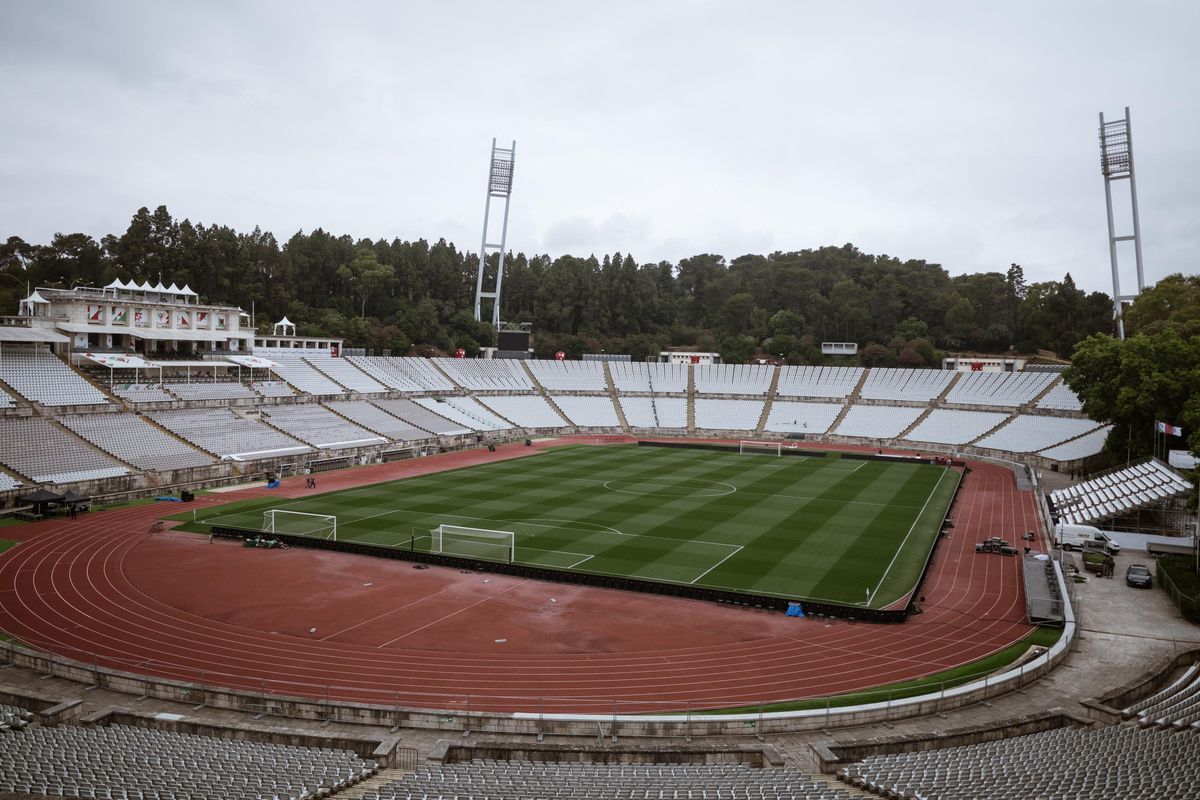 Bilhetes FPF para final da Taça entre Benfica e Sporting esgotados em minutos 