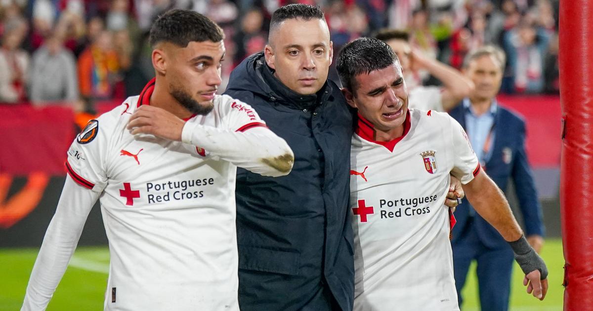 Victor Gómez: «Se este árbitro e VAR não viram nada...»