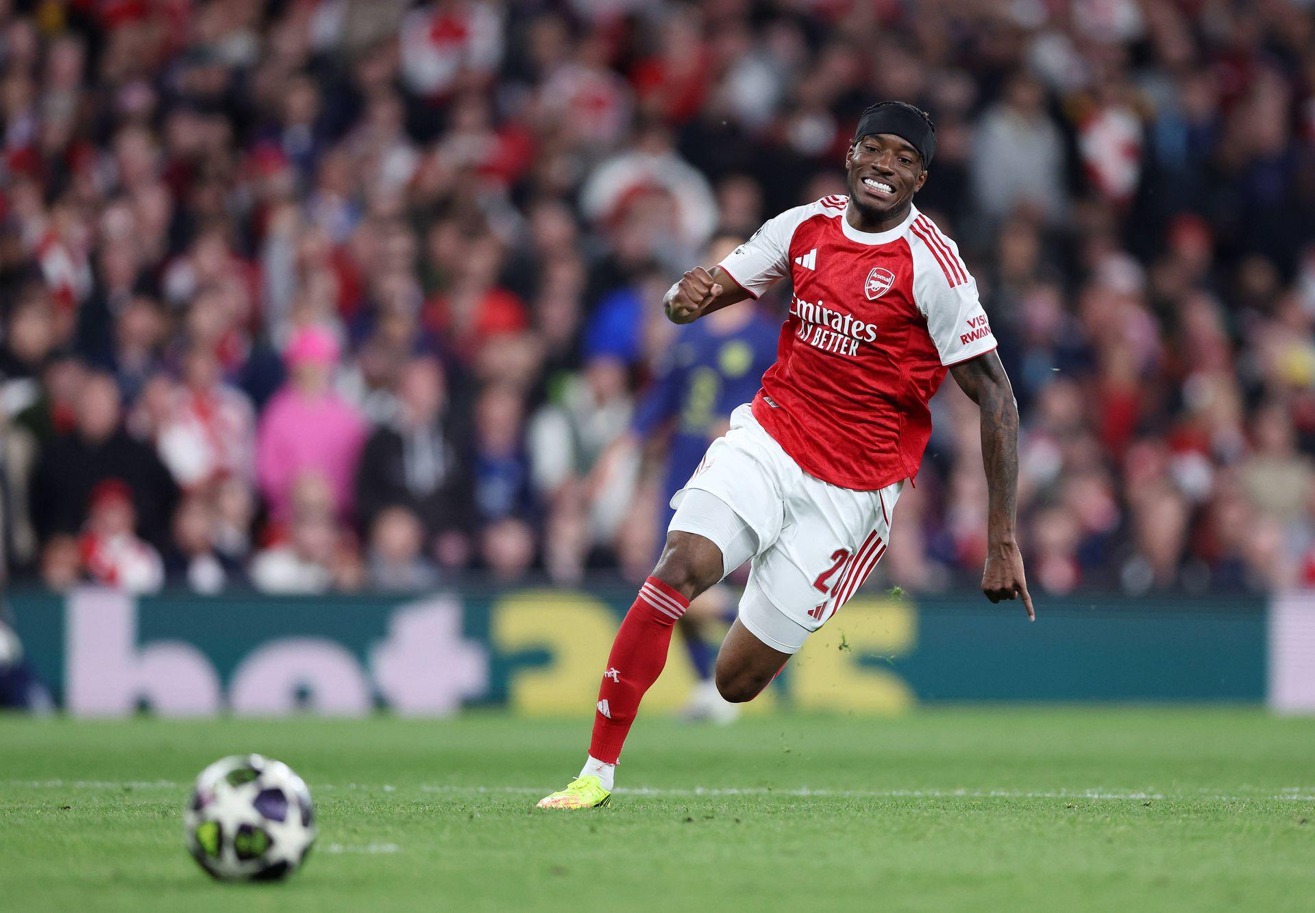 Noni Madueke tinha apenas 12 anos quando chegou ao Tottenham, mas agora é peça importante no... Arsenal - Foto: IMAGO