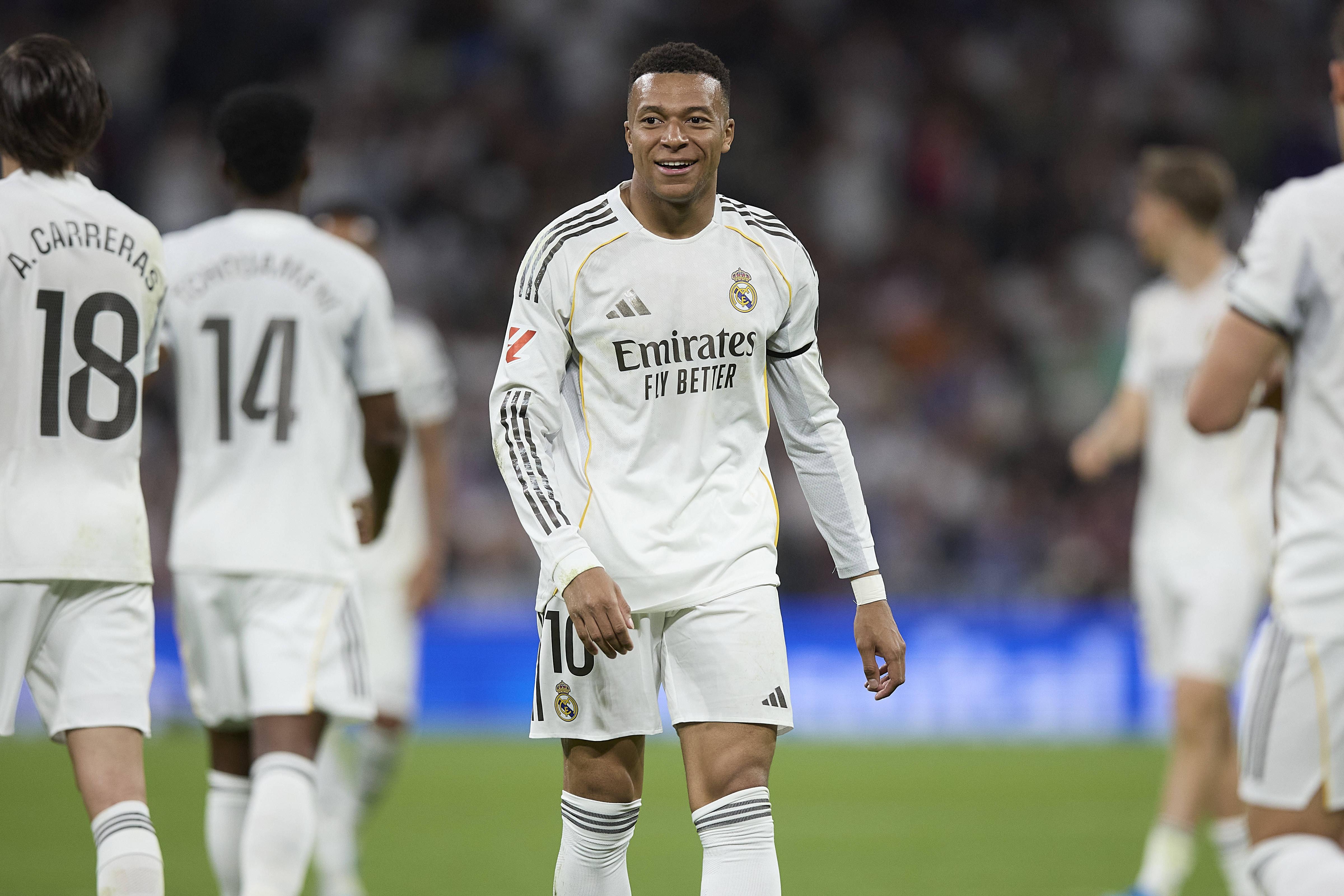 Kylian Mbappé está a recuperar de lesão e pode ser opção para o El Clásico