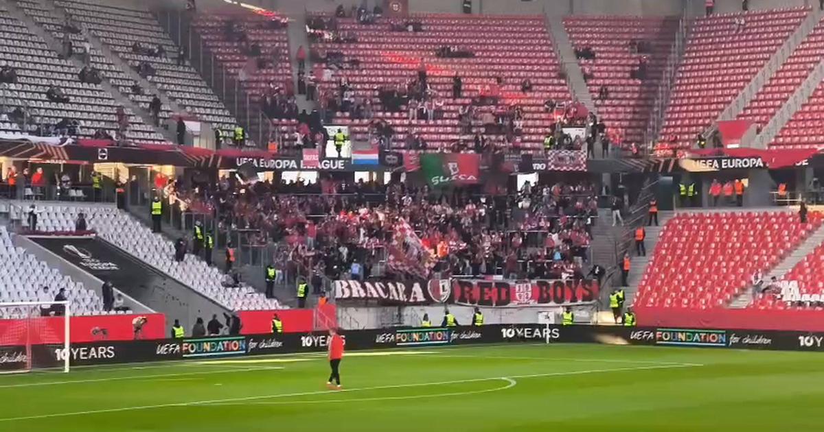 Adeptos do SC Braga já se fazem ouvir a uma hora do jogo em Friburgo