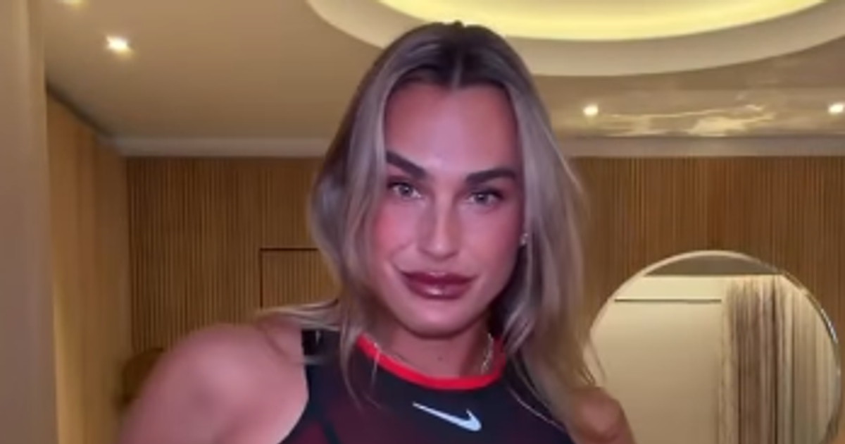 Sabalenka deslumbra com novo fato para Roland Garros (fotos e vídeo)