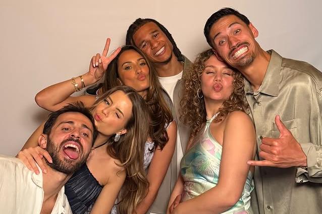 Marina Reijnders, mulher de Reijnders, partilhou foto da diversão na festa de Bernardo Silva