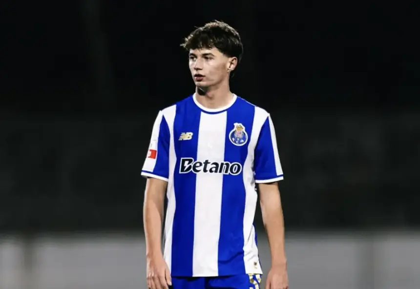 Tiago Silva foi multado por celebrar com a equipa em Braga