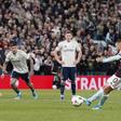 Aston Villa goleia N. Forest e está na final da UEFA Europa League
