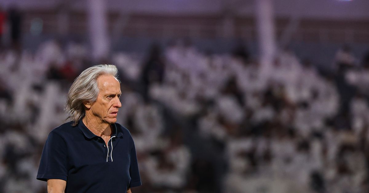 Jorge Jesus: «Ganhámos 20 jogos e perdemos um. A equipa é avaliada assim?»