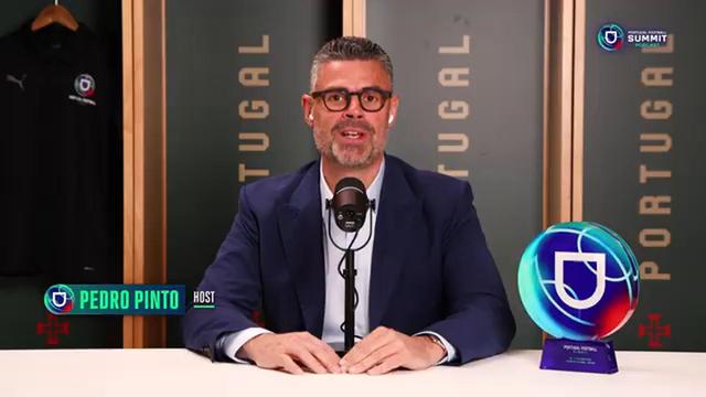 Shevchenko olha para Trubin e Sudakov