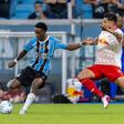 Gabriel Mec já soma 24 jogos na equipa principal do Grêmio - Foto: IMAGO