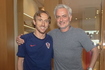 José Mourinho visita a seleção croata em Lisboa