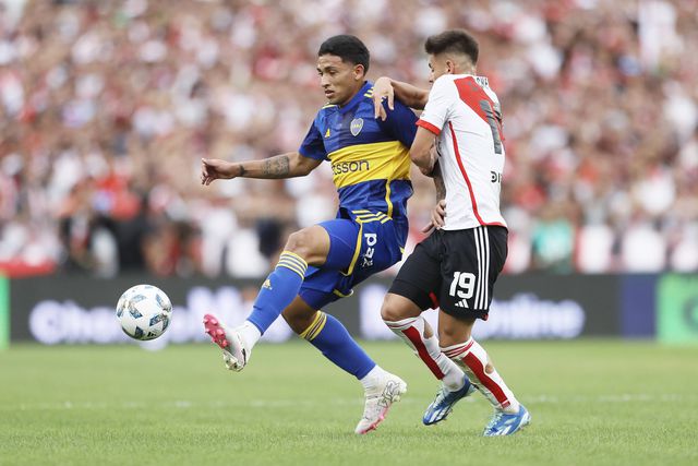 Mercado FC Porto: médio do Boca Juniors no radar para precaver saída de Alan Varela