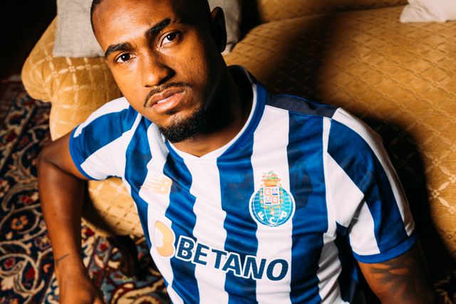 «FC Porto precisa já de um central de categoria»