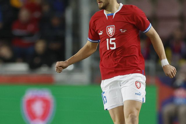 VÍDEO: Jurásek (Benfica) marca pela República Checa
