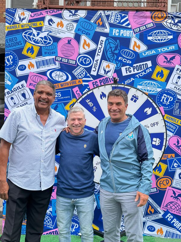Três lendas portistas em convívio com os emigrantes dos Estados Unidos