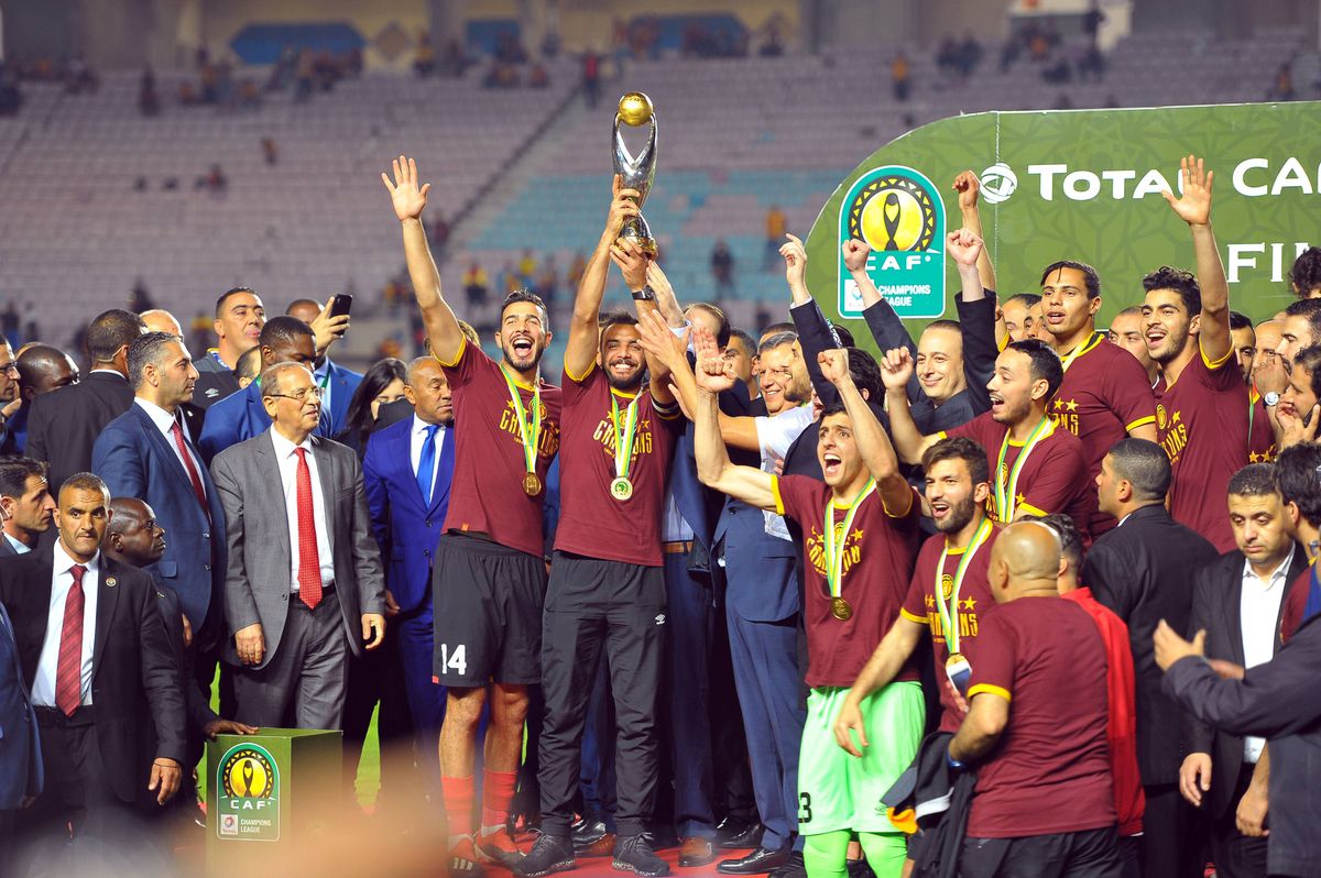 O clube que foi campeão africano... porque o VAR estava desligado
