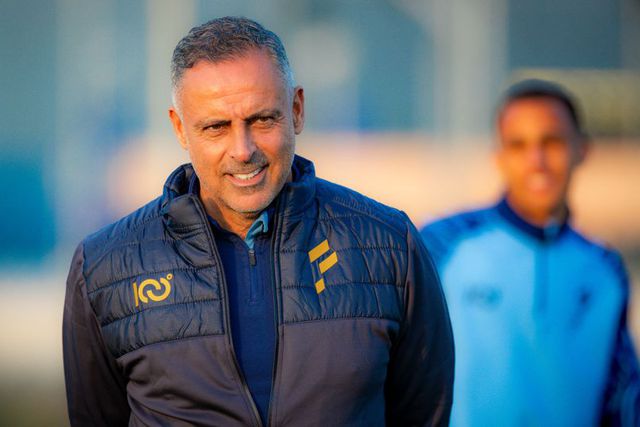 José Gomes lidera o Al-Fateh e foi adversário de Gabri Veiga na Arábia Saudita (Foto: Al-Fateh)