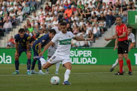 «André Silva dá garantias imediatas ao FC Porto»