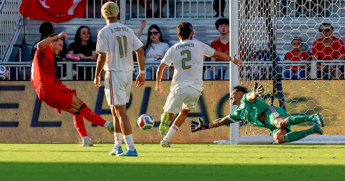 Mundial 2026: torres da Austrália convidam jogador do FC Por