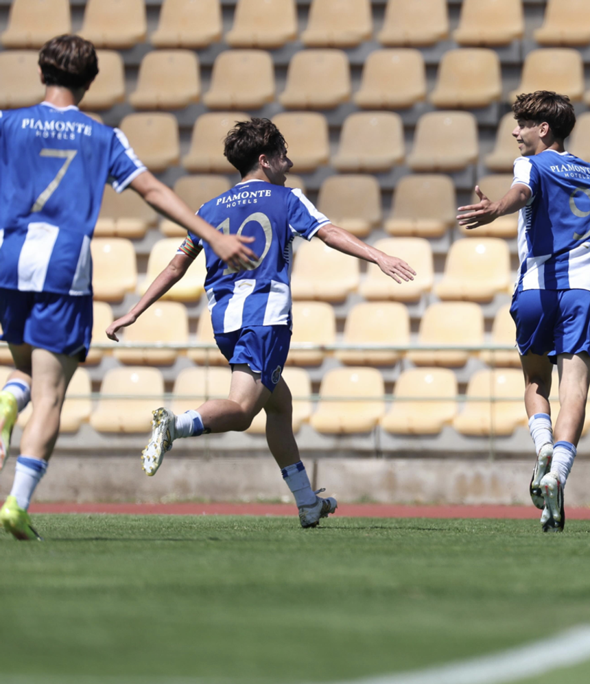 Sub-15 dos dragões vencem o Tondela por 4-1