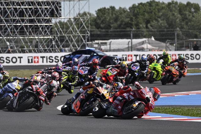 Moto GP: Marc Márquez dita lei na Hungria e relança as contas do Mundial