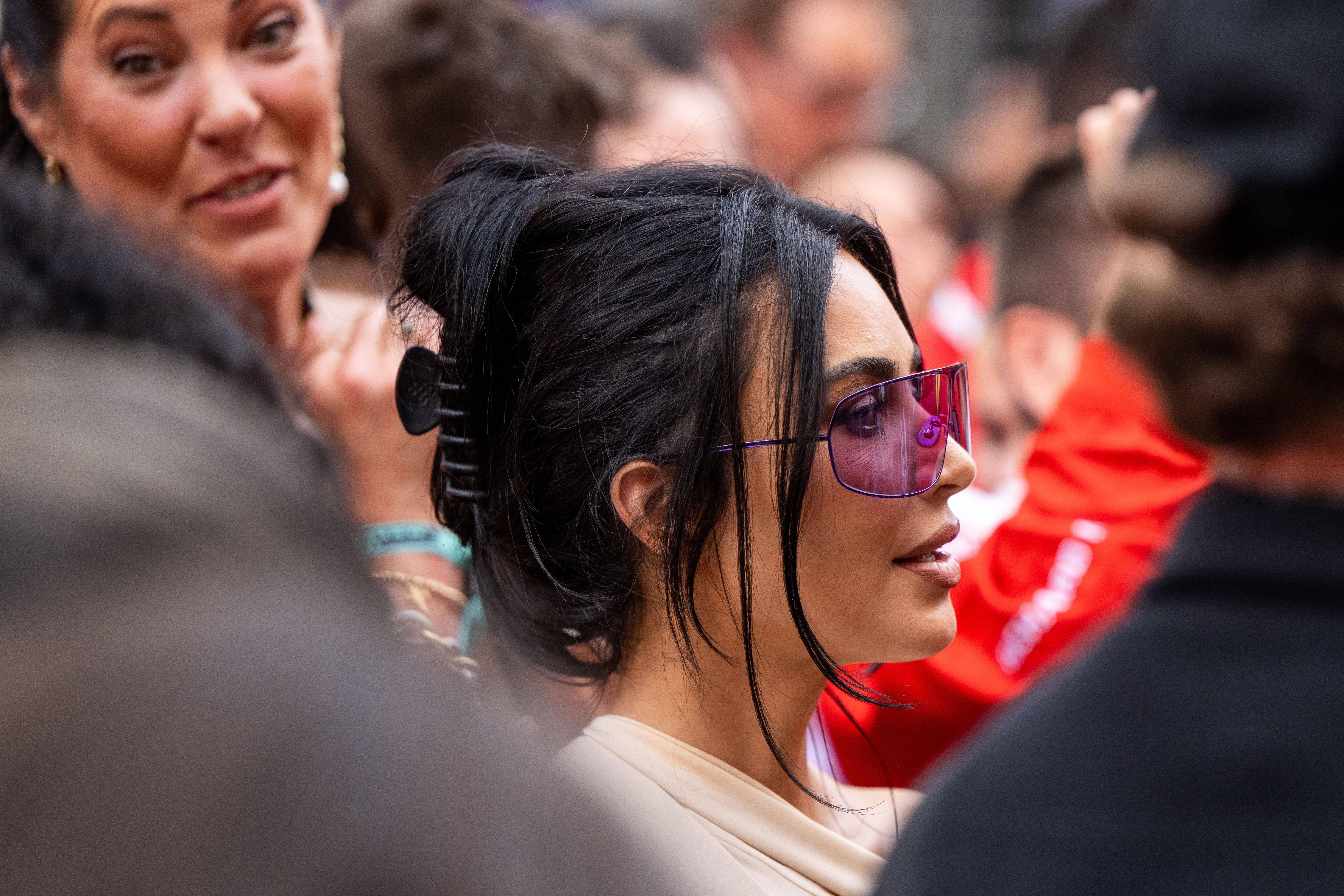 Kim Kardashian, empresária, figura mediática e namorada de Hamilton