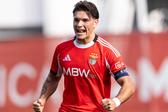 Gonçalo Oliveira, 19 anos, defesa-central, capitão da equipa B do Benfica — Foto: IMAHO