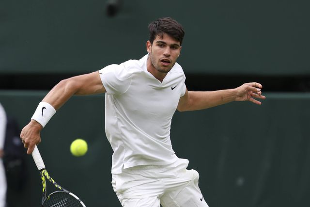 Wimbledon: Alcaraz, Sinner e Medvedev nos quartos, Gauff de fora