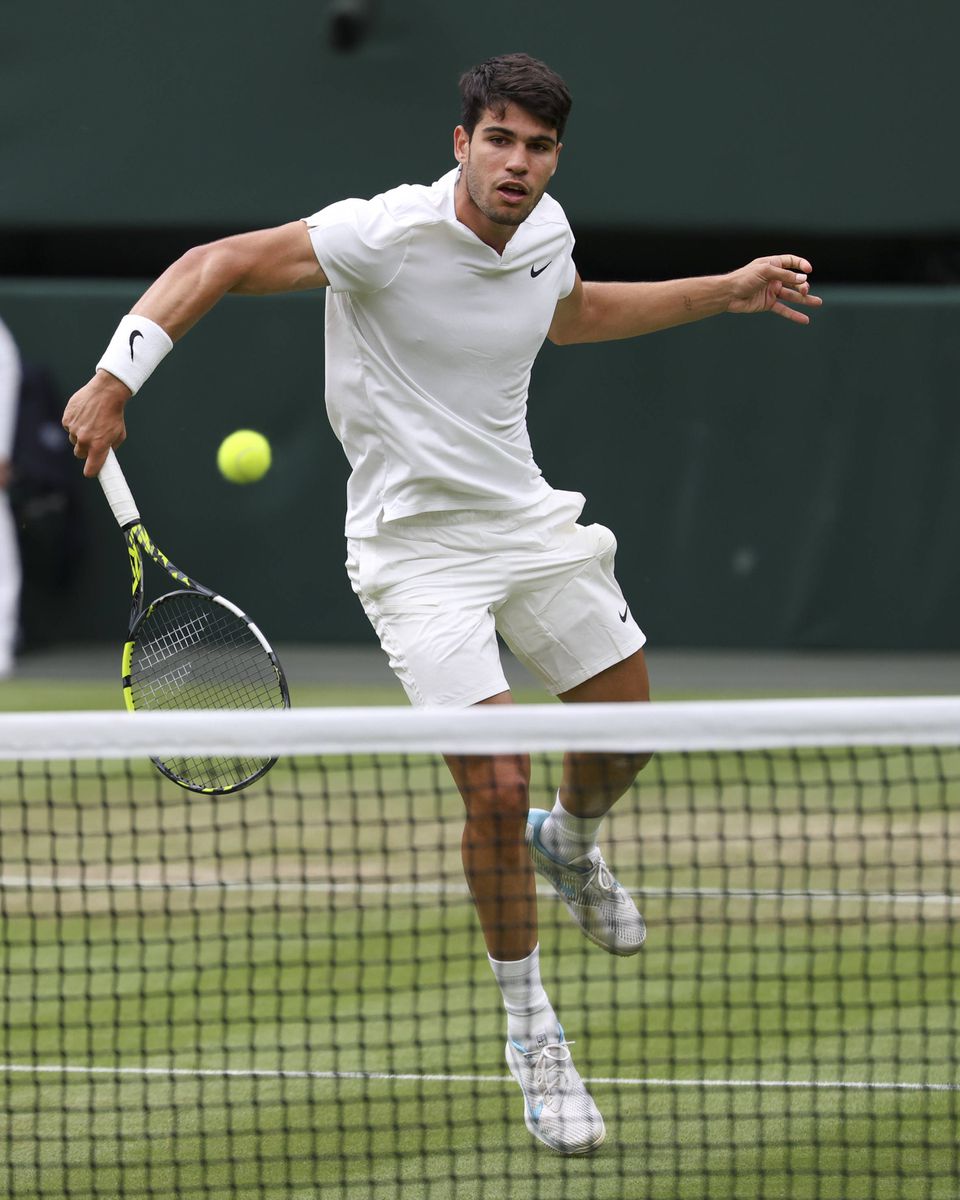 Wimbledon: Alcaraz, Sinner e Medvedev nos quartos, Gauff de fora