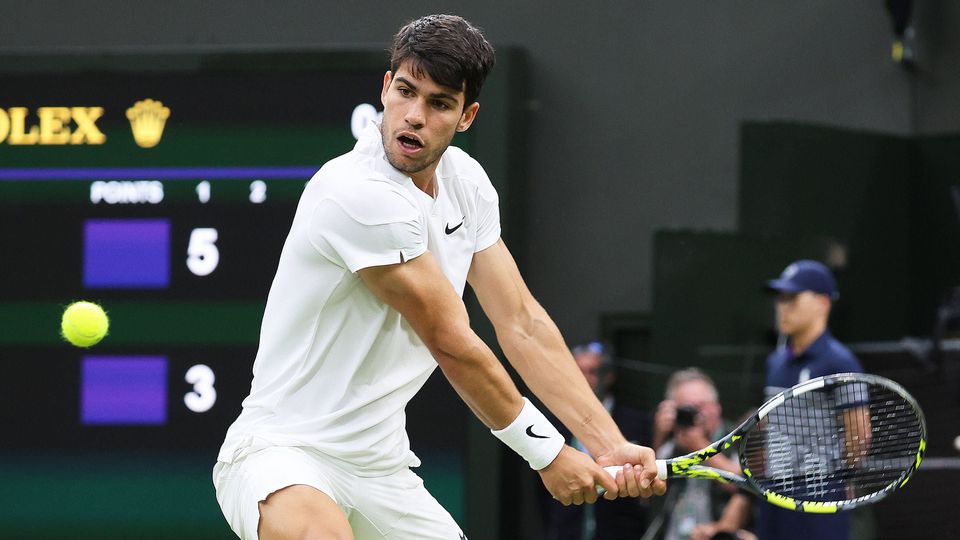 Wimbledon: Alcaraz garante presença nos 'quartos'