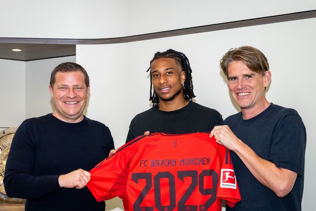 Oficial: Michael Olise reforça Bayern