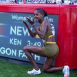 Faith Kipyegon bate recorde mundial de 1.500 metros